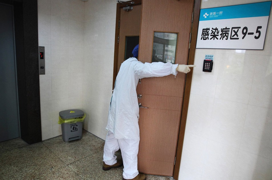 杭州禽流感重症患者抢救画面曝光